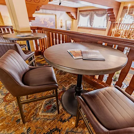Grand Canyon Railway Hotel