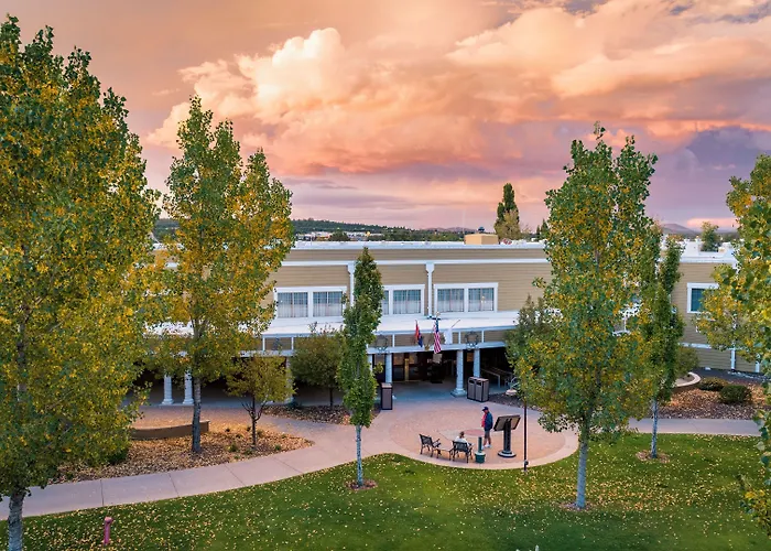 Grand Canyon Railway Hotel Williams
