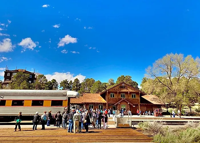 Grand Canyon Railway 4* Williams