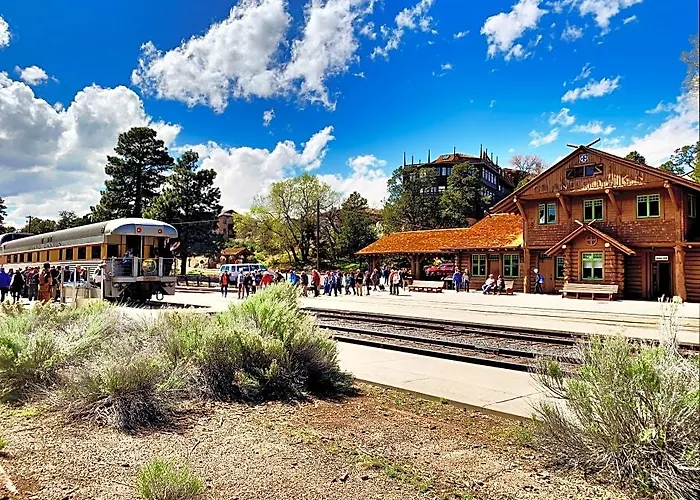 Grand Canyon Railway Williams
